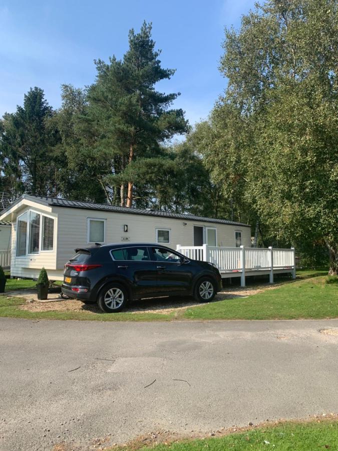 Holiday Home Breaks At Tattershall Lakes Lincoln Exterior foto